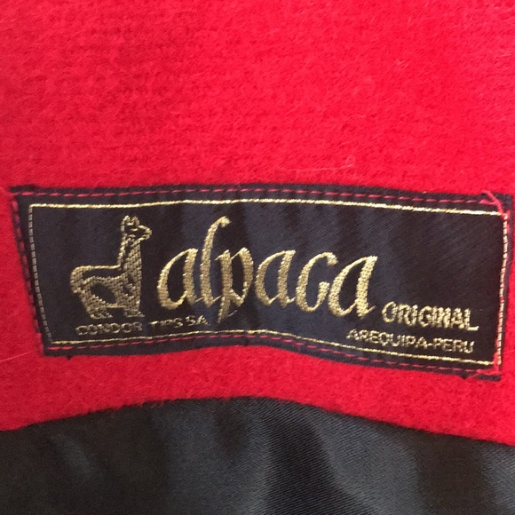 Gorgeous Jean Claude Poitras oversize Alpaca swing coat - Picture 6 of 15